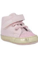Бебешки обувки FILONA Guess розов
