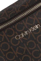 Чанта за кръста Calvin Klein кафяв