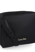 Дамска чанта за рамо Calvin Klein черен