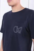 Тениска GRAPHIC POCKET | Regular Fit CALVIN KLEIN JEANS тъмносин