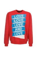Sweatshirt Love Moschino червен