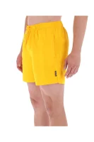 Шорти бански Core Solids | Regular Fit Calvin Klein Swimwear жълт