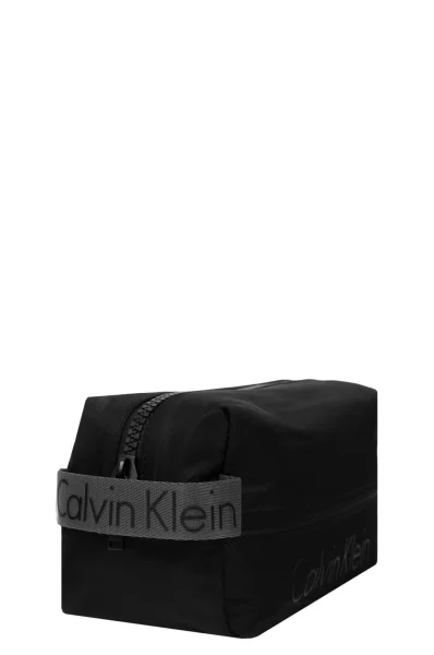 Козметична чантичка MATTHEW 2.0 Calvin Klein черен