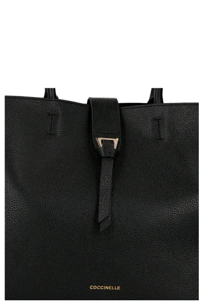Дамска чанта Coccinelle черен