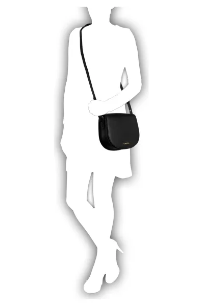 Messenger bag Metropolitan Saddle Calvin Klein черен
