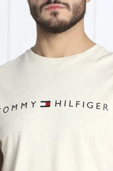 Тениска FLAG | Regular Fit Tommy Hilfiger бежов