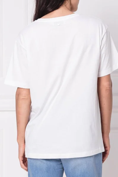 Тениска RASELMA | Regular Fit Silvian Heach бял