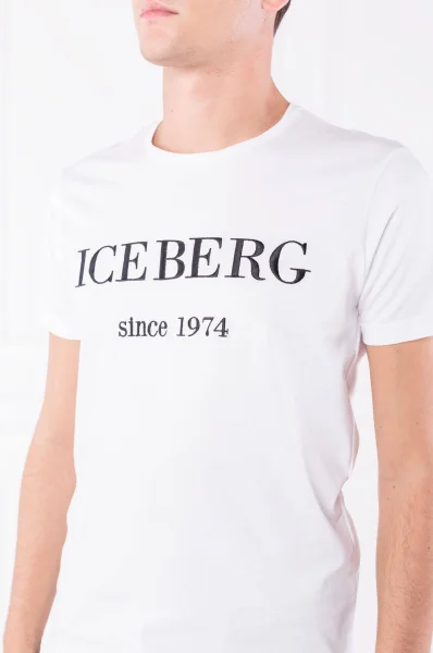 Тениска | Regular Fit Iceberg бял