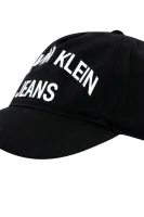 Бейзболна шапка CALVIN KLEIN JEANS черен