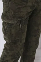 карго панталон | straight fit Superdry зелен