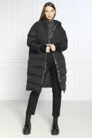 Пухен палто Lacoste черен