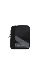 Cole Flat Reporter Bag Calvin Klein черен