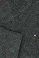 Пуловер ESSENTIAL | Regular Fit | с добавка кашмир Tommy Hilfiger сив